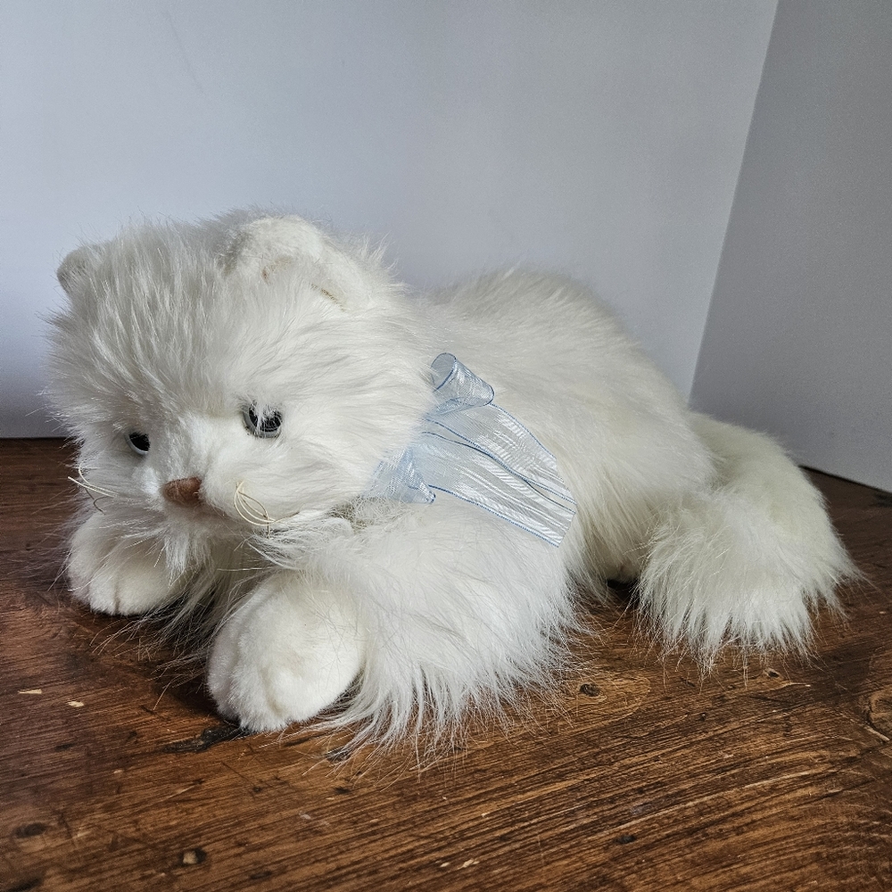 Vtg Ty Retired Classic SUGAR White Persian Cat 15" Plush 2002 Blue Eyes Blue Bow